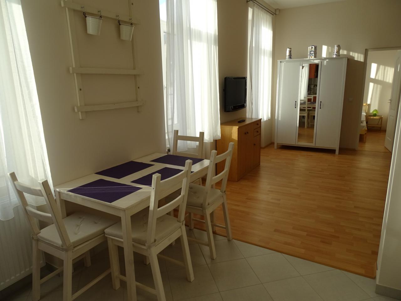 Családi 1. apartman ebédlő