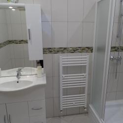 Családi 2. apartman fürdőszoba
